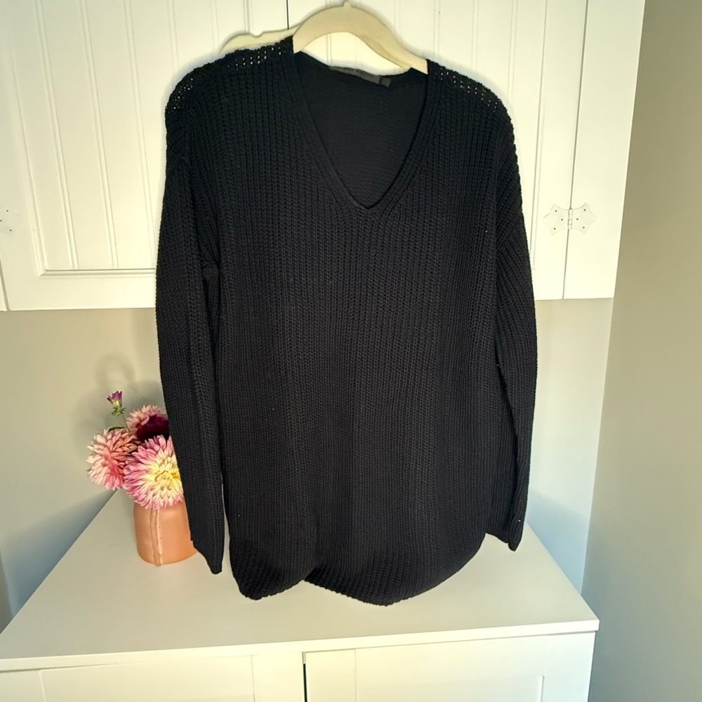 Jenni Kayne Black Cotton V-Neck Sweater
